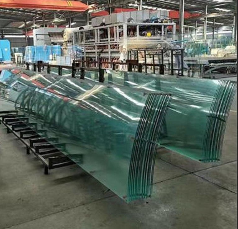Heat treatment for quartz glass